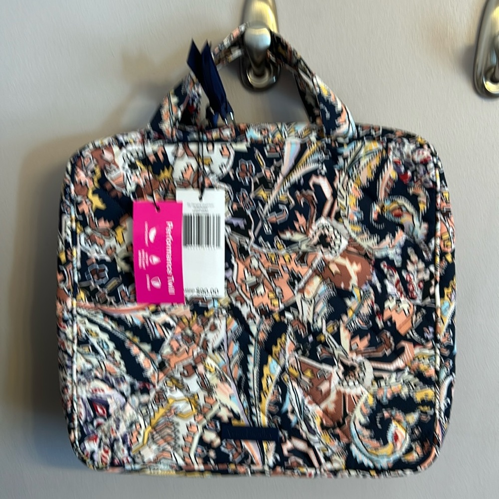 Vera Bradley hanging organizer